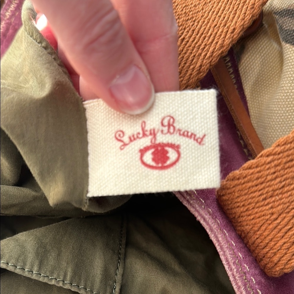 Lucky Brand Drawstring Backpack with Nature-Inspired Design - Picture 7 of 9